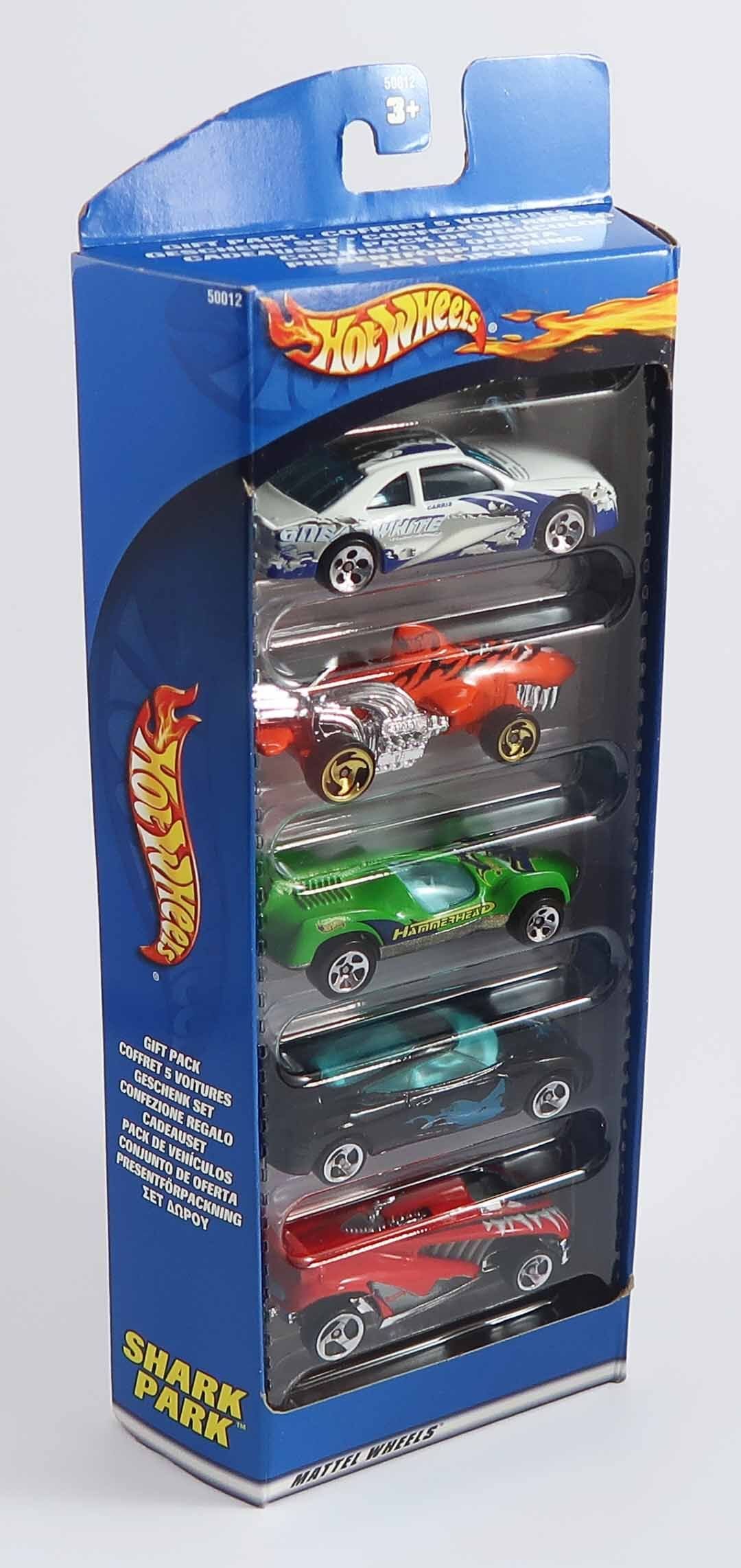 Hot Wheels Shark Park 5-Car Gift Pack